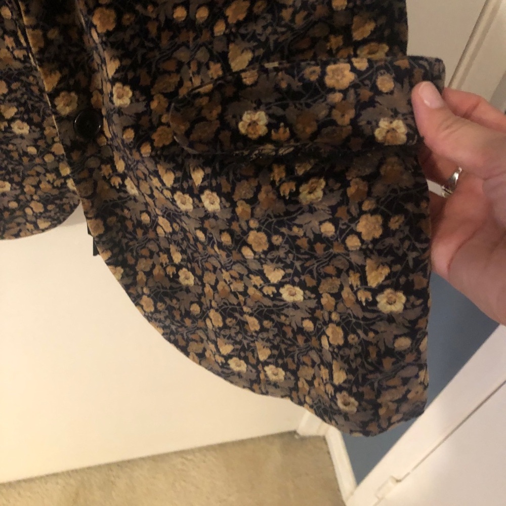 Vintage 70s Black Velvet Blazer Brown Dark Floral Jacquard Boho whimsigoth fall - Picture 3 of 9